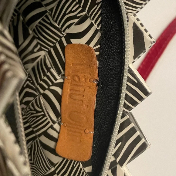 Nahui Ollin Candy Wrapping Black White Red Paper Crossbody Bag - Picture 4 of 11